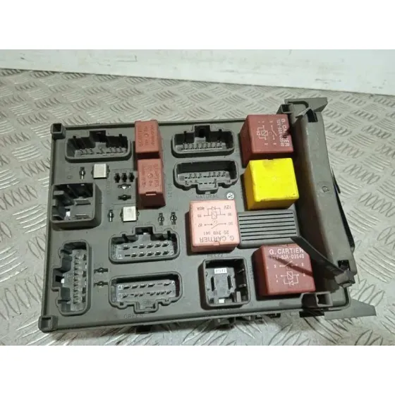 Caja Reles / Fusibles para Renault Laguna Ii (Bg0)