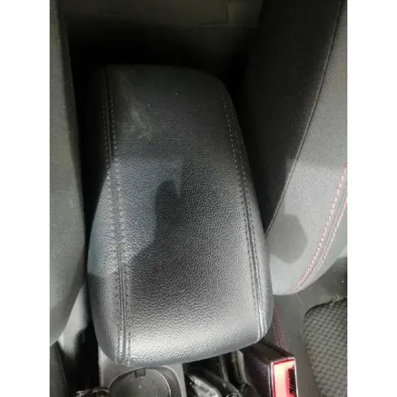 Apoyabrazos Central para Ford Fiesta (Ce1)