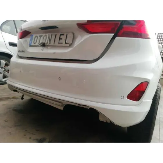 Paragolpes Trasero para Ford Fiesta (Ce1)