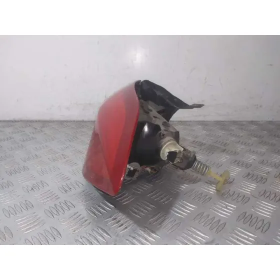 Piloto Trasero Derecho para Ford Fiesta (Ce1)