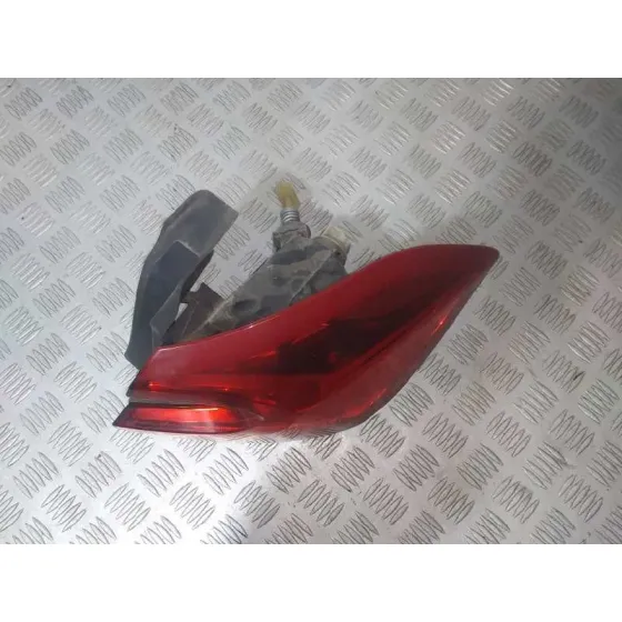 Piloto Trasero Derecho para Ford Fiesta (Ce1)