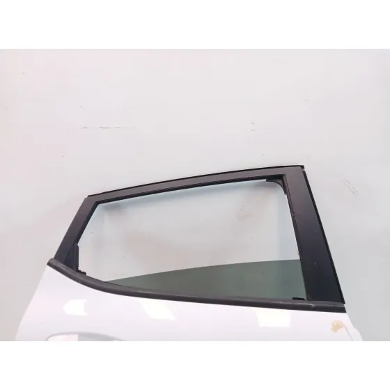 Puerta Trasera Derecha para Ford Fiesta (Ce1)