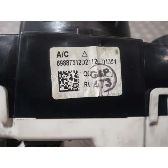 Mando Climatizador para Ford Fiesta (Cb1)