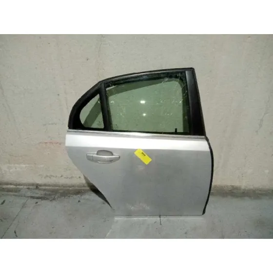 Puerta Trasera Derecha para Cadillac Bls