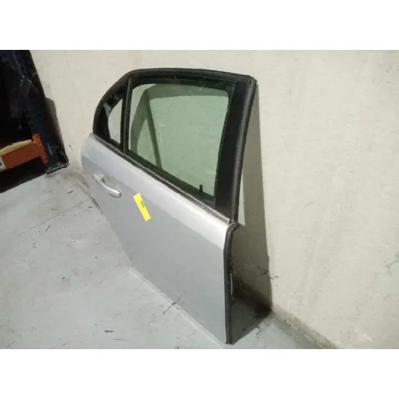 Puerta Trasera Derecha para Cadillac Bls