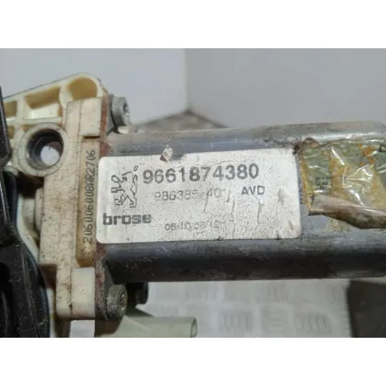 Elevalunas Delantero Derecho para Peugeot 206 Cc
