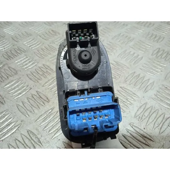Mando Elevalunas Delantero Izquierdo para Opel Movano B Kasten/Combi