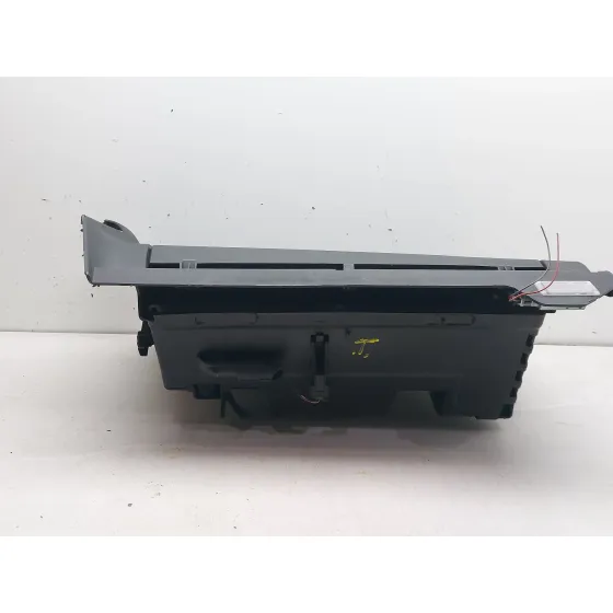 Guantera para Volkswagen Golf Vi (5K1)