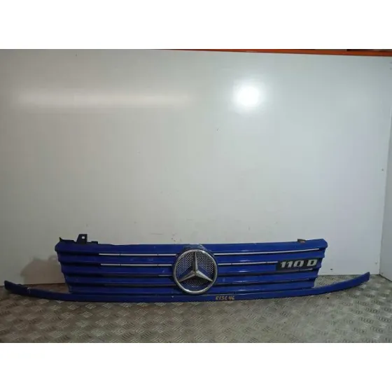 Rejilla Delantera para Mercedes-Benz Vito (W638) Combi