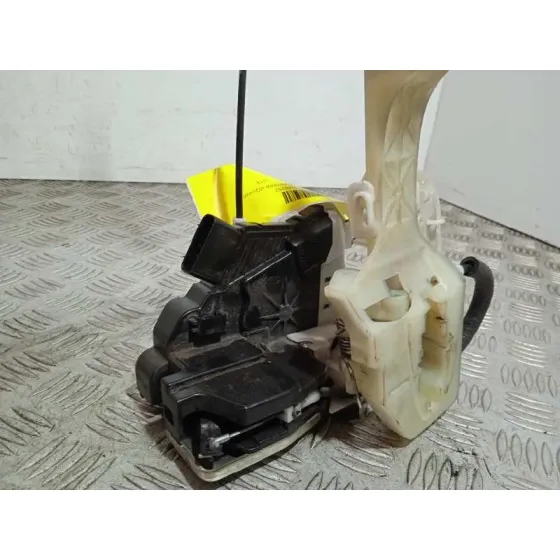 Cerradura Puerta Delantera Izquierda para Kia Carens ( )