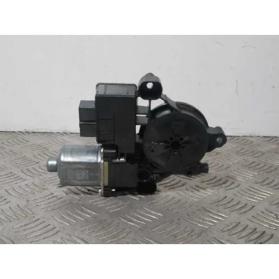 Motor Elevalunas Trasero Derecho para Skoda Octavia Combi (5E5)