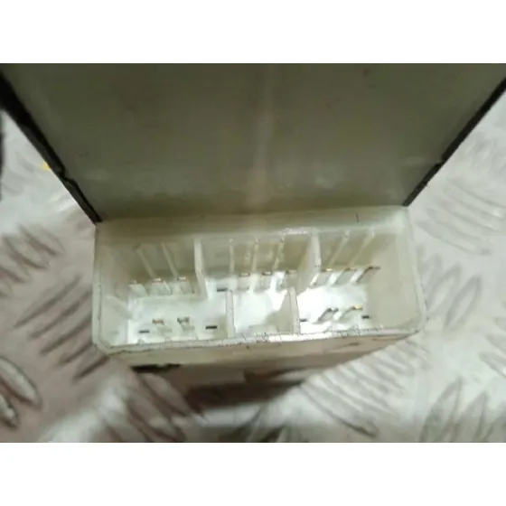 Mando Elevalunas Delantero Izquierdo para Suzuki Sx4 Rw (Ey)