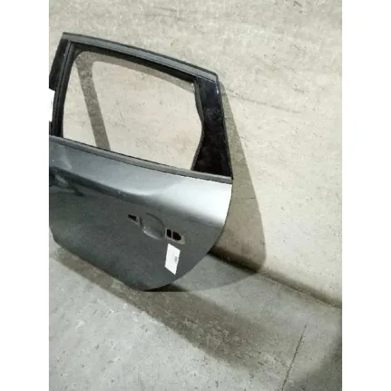Puerta Trasera Izquierda para Volvo V40