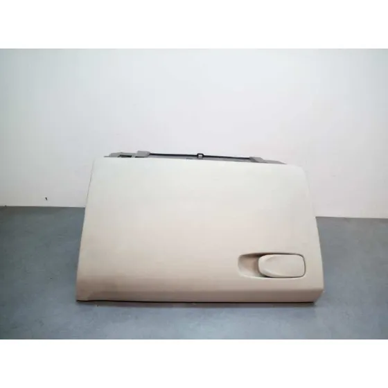 Guantera para Volvo V40