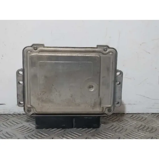 Centralita Motor Uce para Opel Zafira B