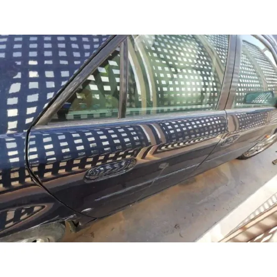 Puerta Trasera Derecha para Cadillac Cts