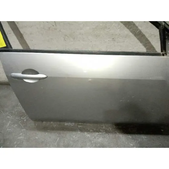 Puerta Delantera Derecha para Nissan Primera Berlina (P12)