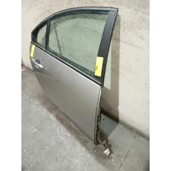 Puerta Trasera Derecha para Nissan Primera Berlina (P12)
