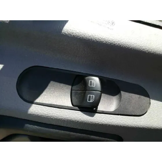 Mando Elevalunas Delantero Izquierdo para Mercedes-Benz Sprinterii Caja Cerrada (Desde 01.06)