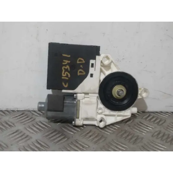 Motor Elevalunas Delantero Derecho para Audi A3 (8P)