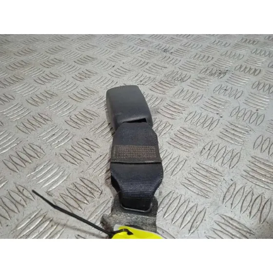 Enganche Cinturon para Toyota Yaris (Ksp9/Scp9/Nlp9)
