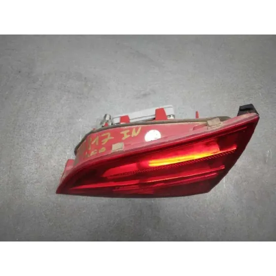 Piloto Trasero Derecho Interior para Audi A4 Avant (8K5) (2008)