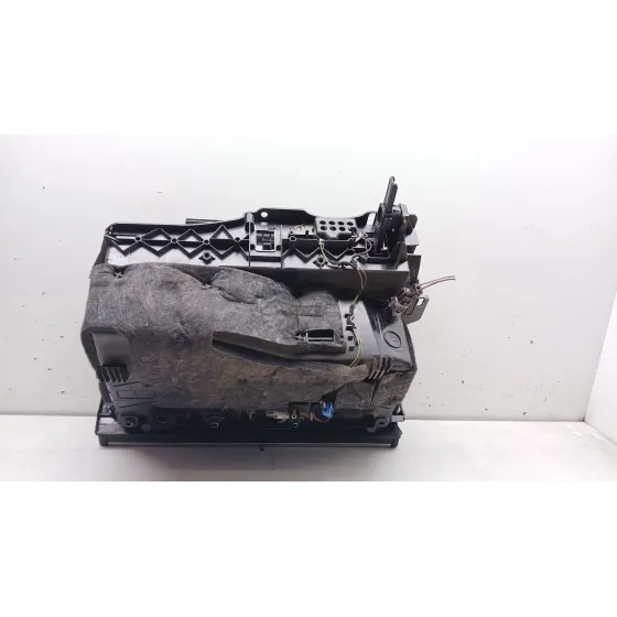 Guantera para Mercedes-Benz Clase C (W204) Berlina