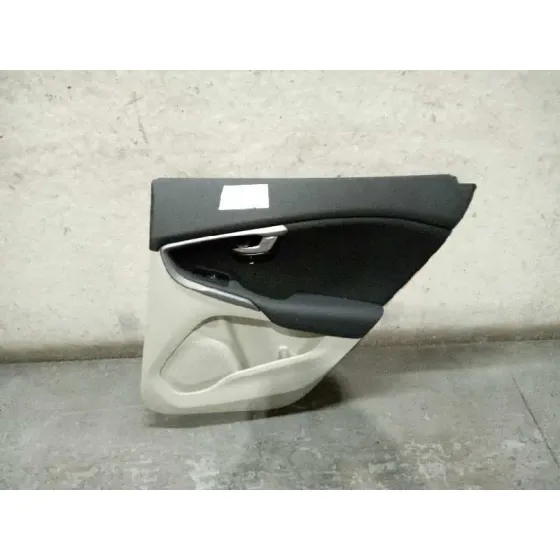 Guarnecido Puerta Trasera Derecha para Volvo V40