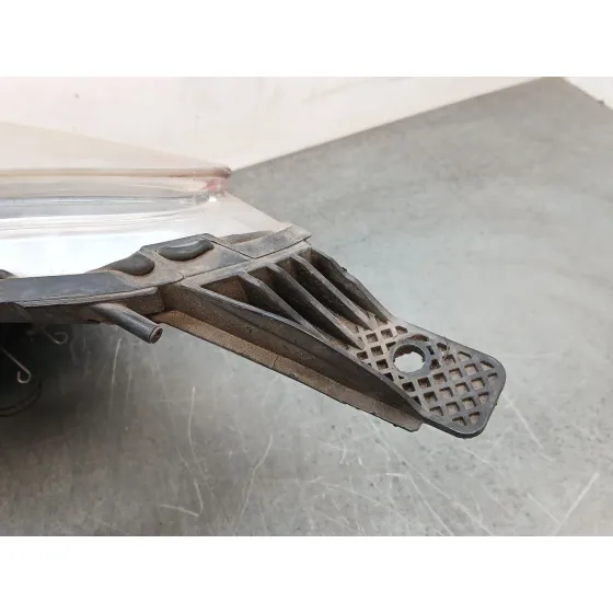 Faro Derecho para Citroën Ds3