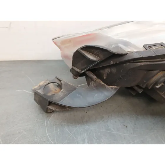 Faro Derecho para Citroën Ds3