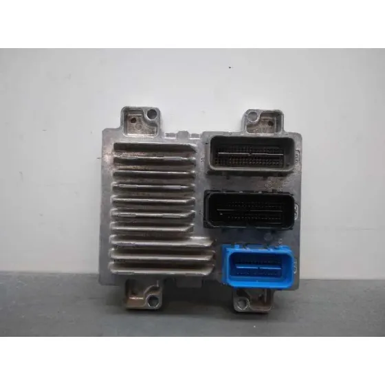 Centralita Motor Uce para Opel Astra J Lim.