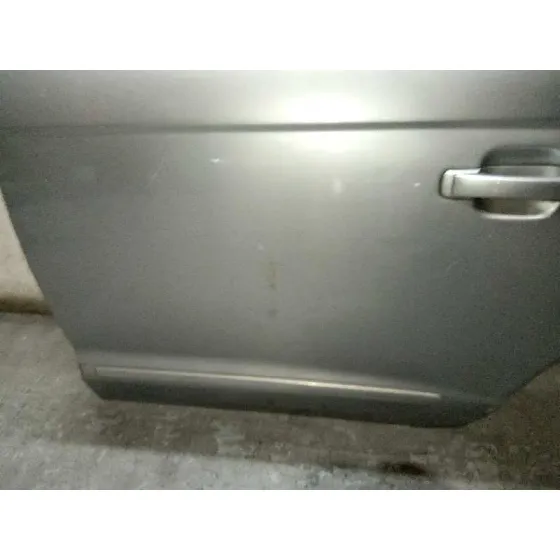 Puerta Trasera Izquierda para Ssangyong Rodius