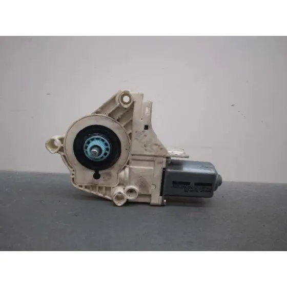 Motor Elevalunas Delantero Derecho para Audi A4 Avant (8K5) (2008)