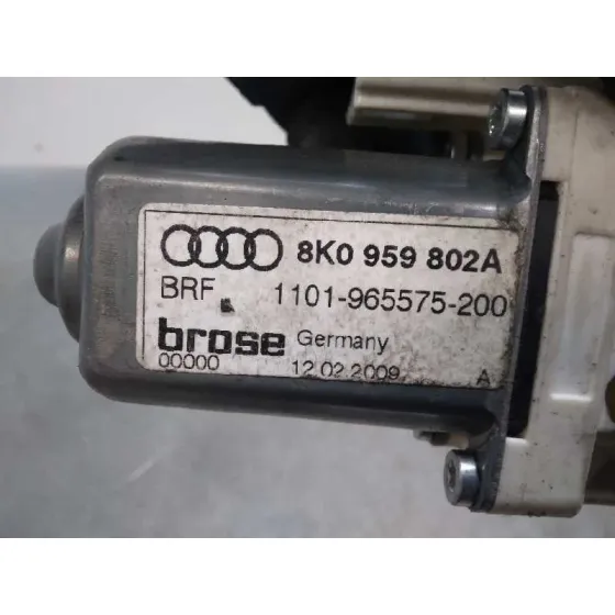 Motor Elevalunas Delantero Derecho para Audi A4 Avant (8K5) (2008)