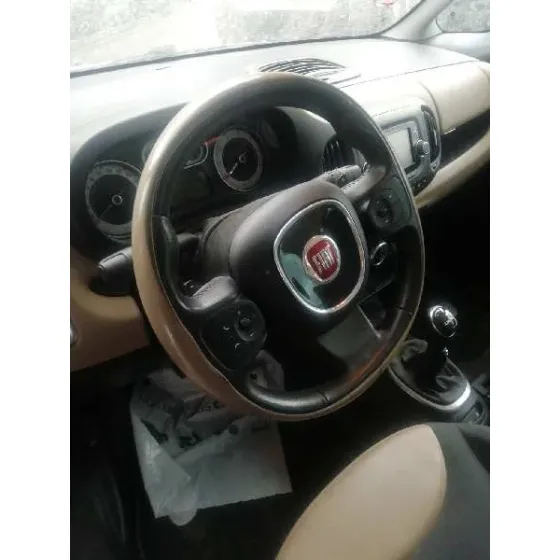 Volante para Fiat 500 L (330)