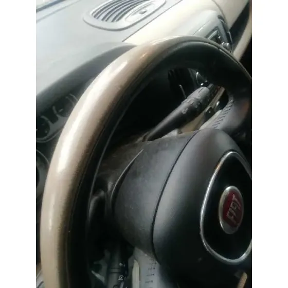 Volante para Fiat 500 L (330)