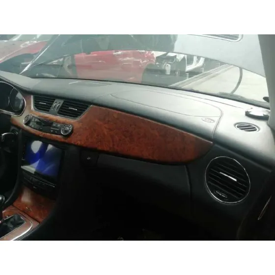 Salpicadero para Mercedes-Benz Clase Cls (W219)