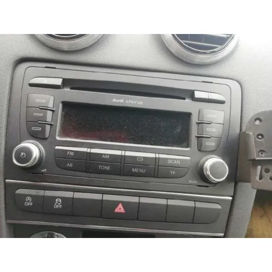Sistema Audio / Radio Cd para Audi A3 (8P)