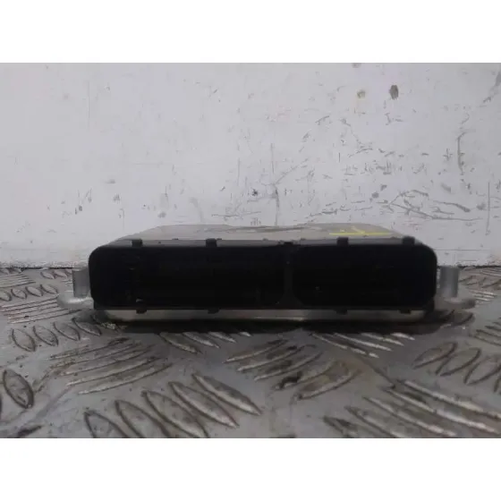Centralita Motor Uce para Audi A2 (8Z)