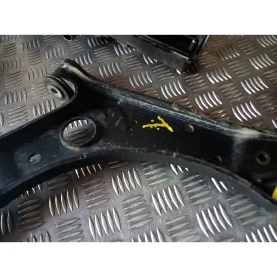 Brazo Suspension Inferior Delantero Izquierdo para Seat Leon (1P1)