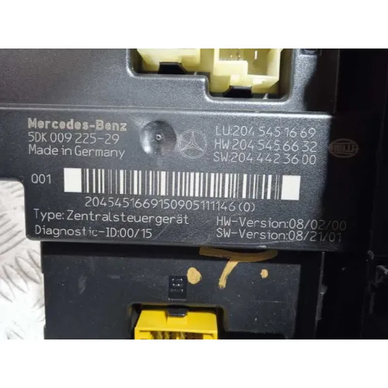 Caja Reles / Fusibles para Mercedes-Benz Clase C (W204) Berlina