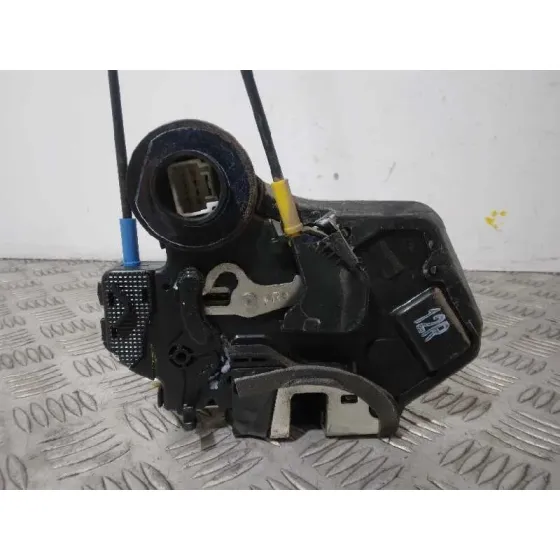 Cerradura Puerta Trasera Derecha para Toyota Corolla Verso (R1)