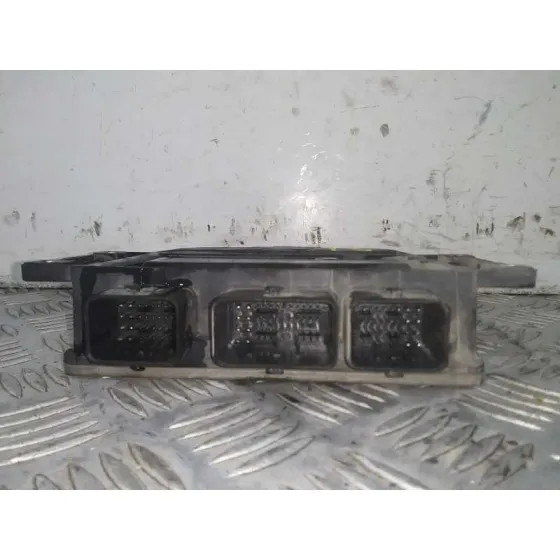 Centralita Motor Uce para Nissan Micra (K12E)