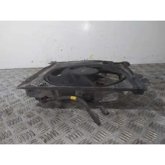 Electroventilador para Nissan Micra (K12E)