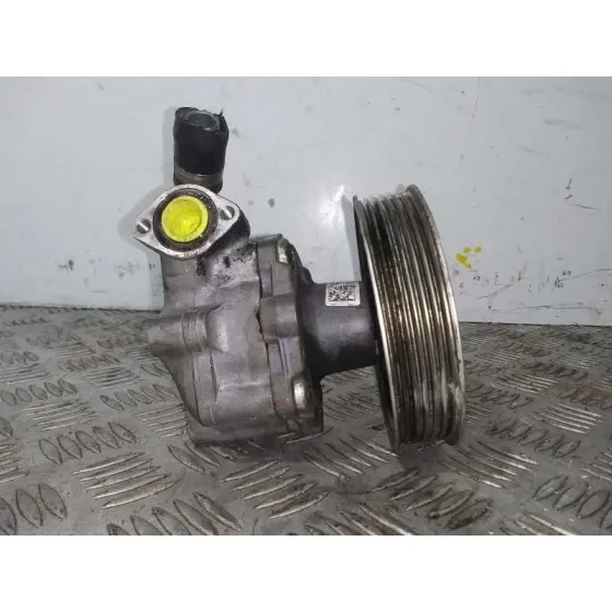 Bomba Direccion para Audi A5 Coupe (8T)