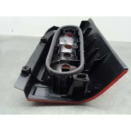 Piloto Trasero Izquierdo para Mercedes-Benz Vito (W638) Caja Cerrada