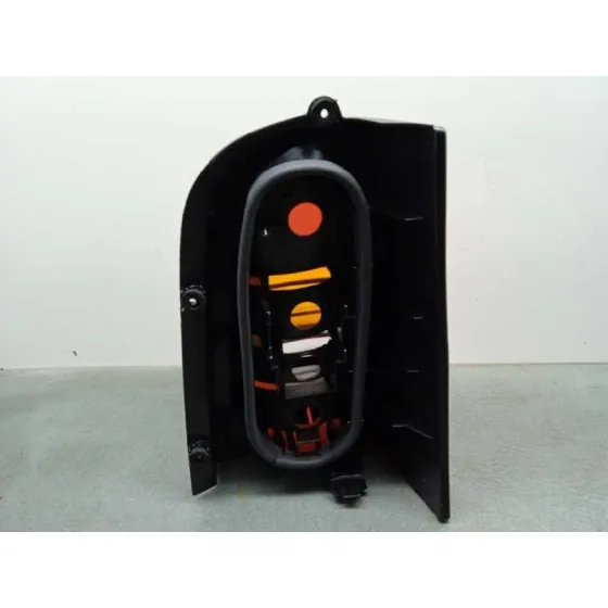 Piloto Trasero Izquierdo para Mercedes-Benz Vito (W638) Caja Cerrada