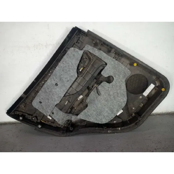 Guarnecido Puerta Trasera Derecha para Opel Mokka