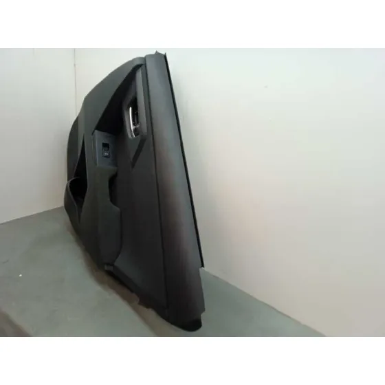 Guarnecido Puerta Trasera Derecha para Toyota Auris Touring Sports (E18)