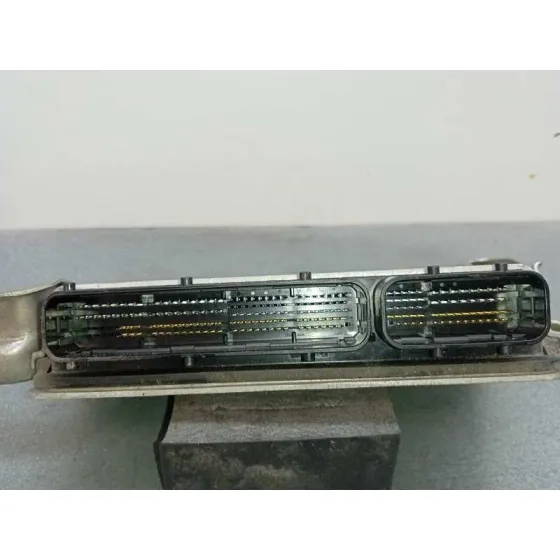 Centralita Motor Uce para Toyota Auris Touring Sports (E18)